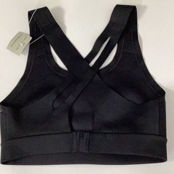 New. Sweaty Betty black sports bra. 32C. Retails $80 - Picture 9 of 11